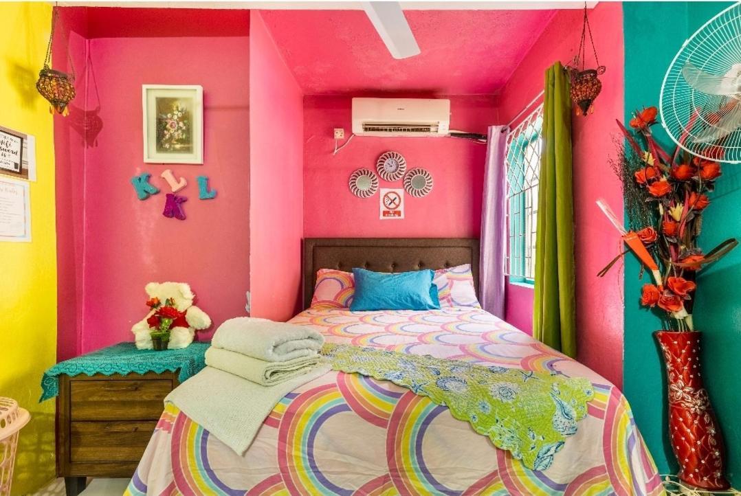 Colorful Private Room Oasis Montego Bay Exteriör bild